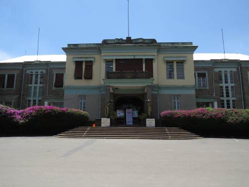 TOURIST ATTRACTIONS ADDIS ABABA: OLD CHURCHES, PARKS, CLIMATE: Ethnographicl Museum and former Haile Selassie Palace