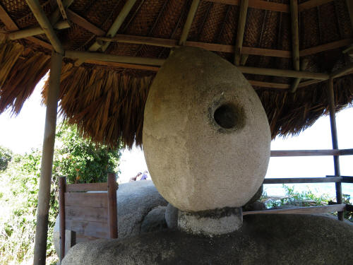 THINGS TO DO CARIBBEAN COAST OF COLOMBIA: Trails offer a variety of destinations to visitors, like the "9 piedras Trail"