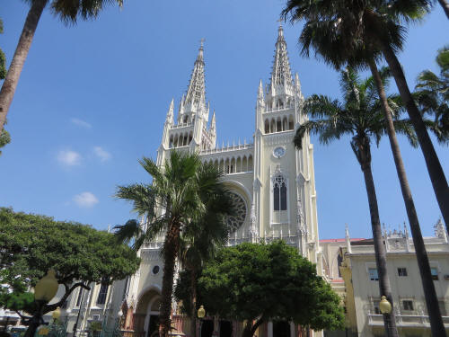 Top 12 things to do in Guayaquil, Ecuador: Catedral Guayaquil.